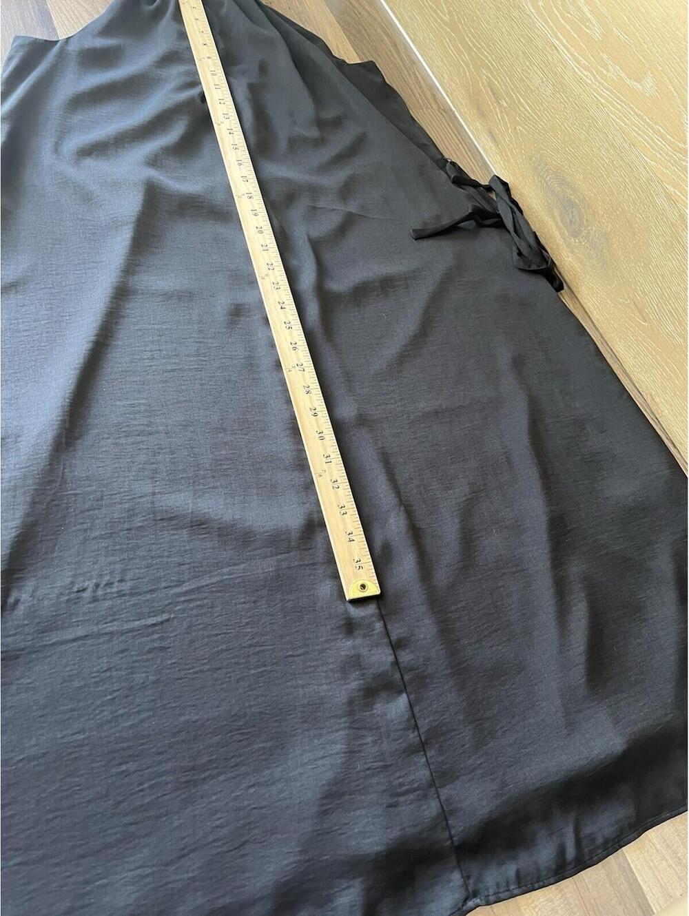 Banana Republic Sleeveless Black Dress Size 6P High Neck - Picture 9 of 9